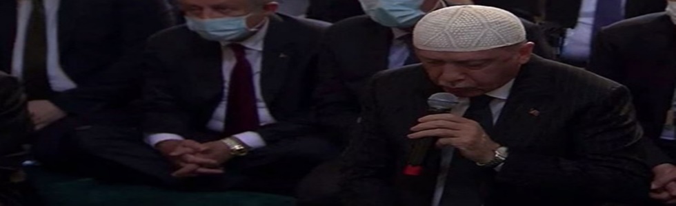 Ayasofya Camii’nde 86 yıl sonra ilk Cuma Namazı Kılındı