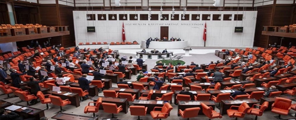 Sosyal medya teklifinin bu hafta  yasalaşması bekliyor