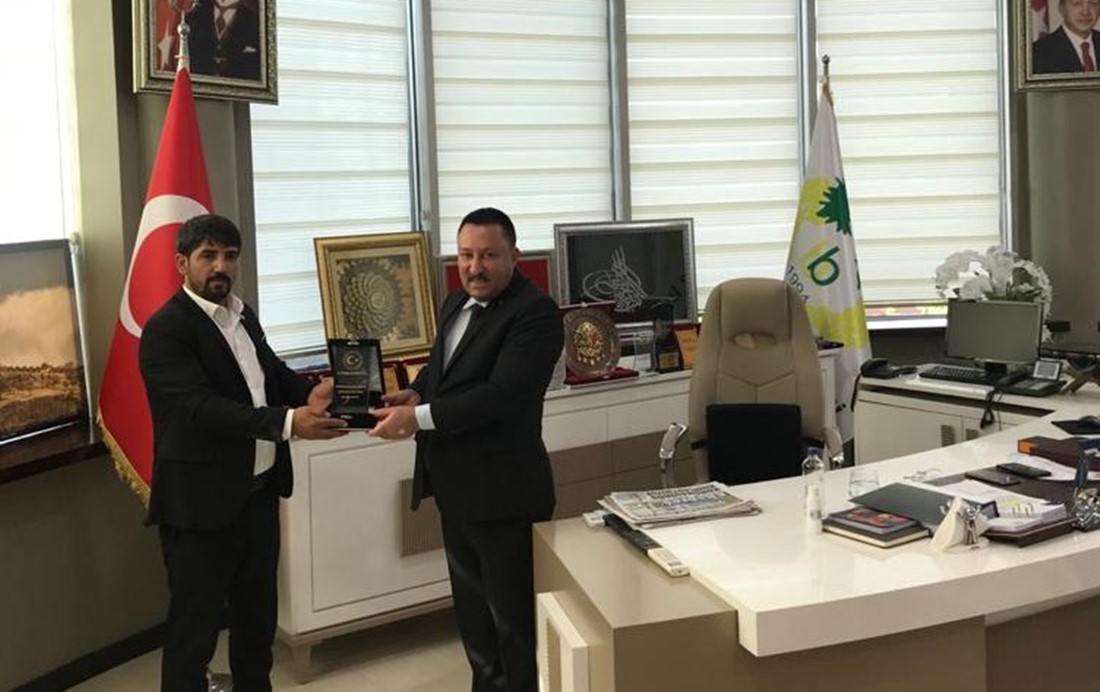 Aziz Akkuş`tan Bağlar Belediye Başkanı Hüseyin Beyoğlu `na  ziyaret