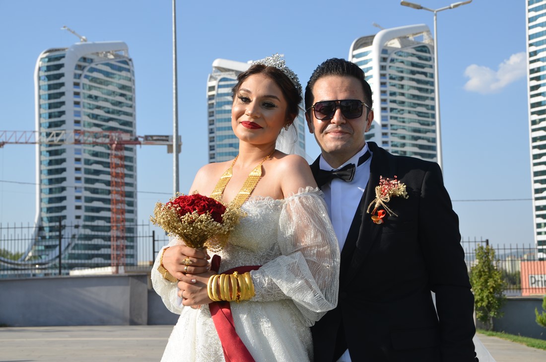SATILOĞLU AİLESİNİN MUTLU GÜNÜ