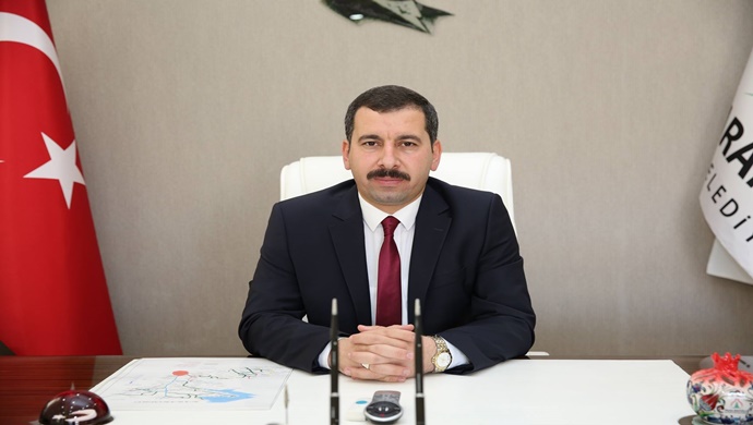 Karaköprü Belediye Başkanı Metin Baydilli `den Miraç Kandili Mesajı