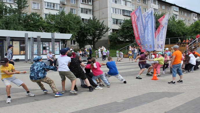 Irkutsk’ta Birleşik Rusya’nın desteğiyle “Her Bahçede Spor” yarışması düzenlendi