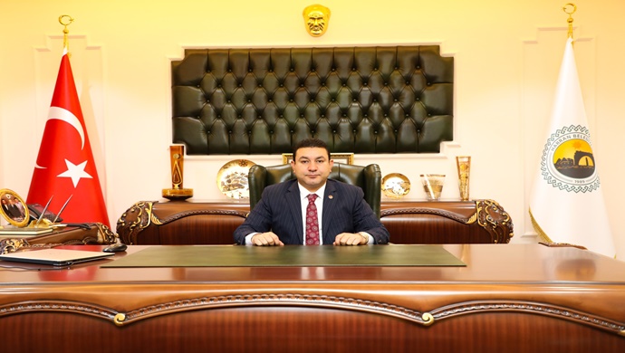 HARRAN BELEDİYE BAŞKANI MAHMUT ÖZYAVUZ: ÇANAKKALE ZAFERİ AZİZ TÜRK MİLLETİ’NİN NELERİ BAŞARABİLECEĞİNİN EN GÜZEL KANITIDIR