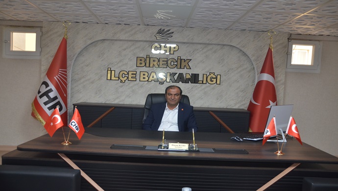 CHP BİRECİK İLÇE BAŞKANI HASAN KURT `TAN 23 NİSAN MESAJI