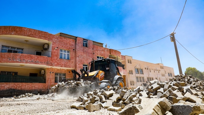 HARRAN İLÇE MERKEZİNDE KİLİTLİ PARKE TAŞI ÇALIŞMALARI SÜRÜYOR