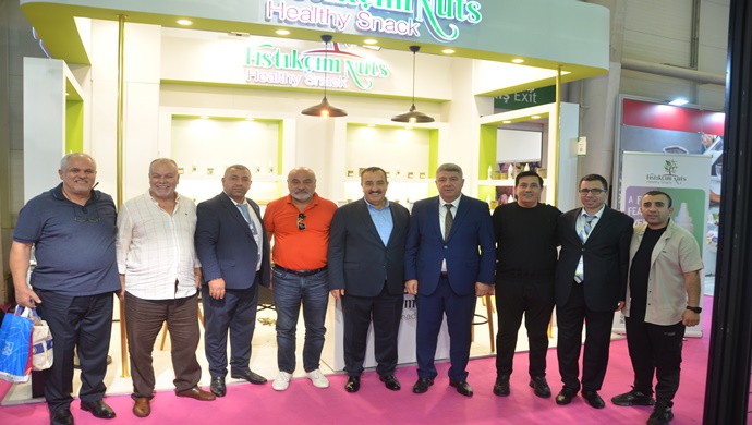 Ünlü İş Adamı Akif Çobanoğlu`ndan Fıstıkçım Nuts`a ziyaret
