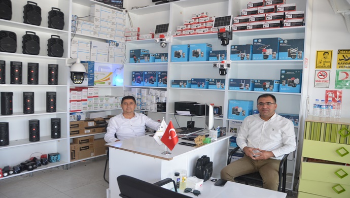 AVUKAT MEHMET YILMAZ `DAN İŞ İNSANI ÖMER DEMİR `E HAYIRLI OLSUN ZİYARETİ