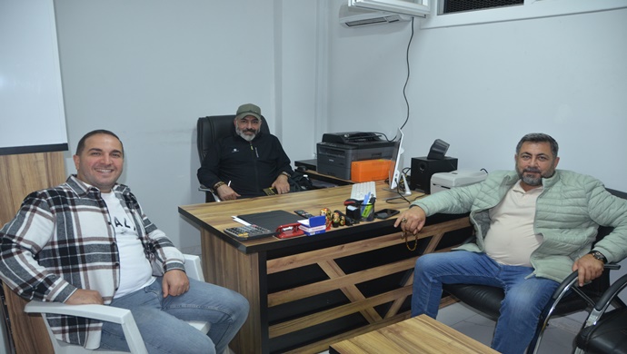 Mehmet Ali Şahin`den Koton Birecik Bayisi Yönetim Kurulu Başkanı İbrahim Halil Karakan`a Ziyaret