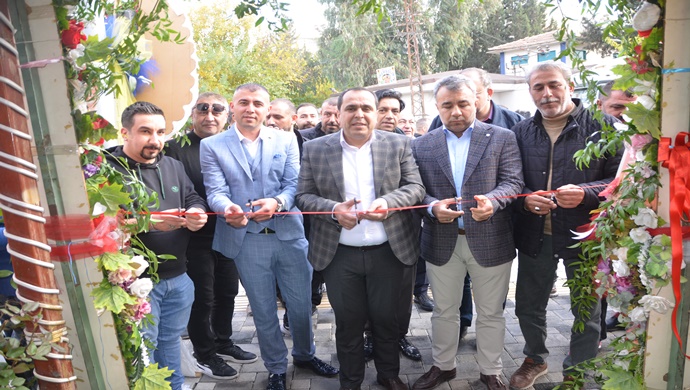 PAŞA NARGİLE VE CAFE YÜZLERÇE KİŞİNİN KATILIMI İLE AÇILIŞI YAPILDI